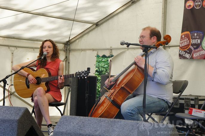 Interview – Captives on the&nbsp;Carousel