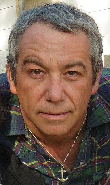 356px-Mike_watt_march_16_2009