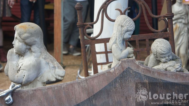 DON'T BLINK!
