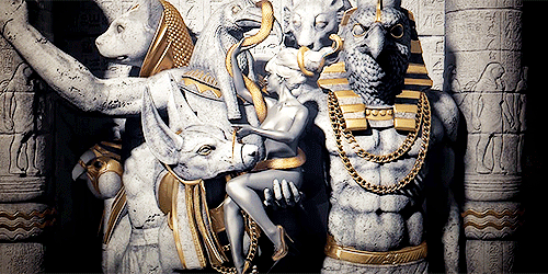 Source: http://rebloggy.com/post/gif-katy-perry-pawsupgagalove-dark-horse/77311763783