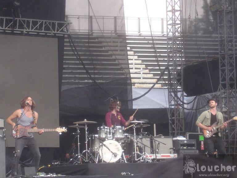 Kongos bringin' the choza down. 