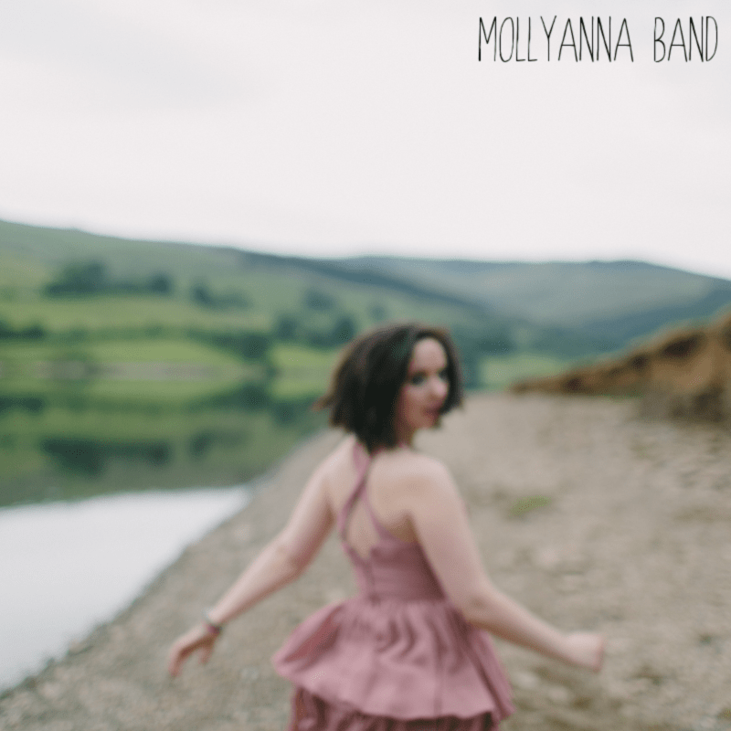 The one that took a queue from Molly Anna’s Ghosts&nbsp;EP.