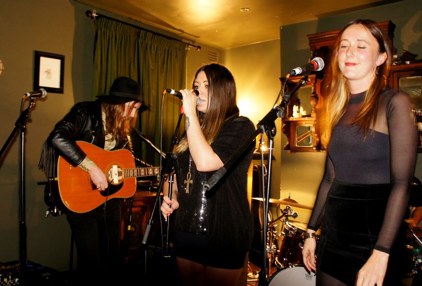 30 days, 30 bands – #23 Canyon&nbsp;Family