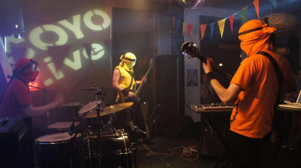 30 days, 30 bands – #21&nbsp;Cobra-Fist